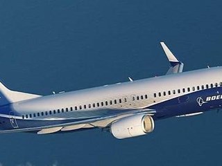 B737