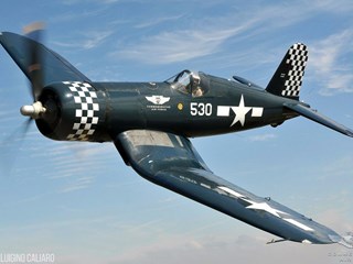 F-4U海盗