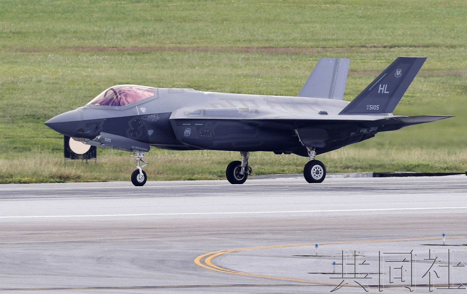 F-35_l.jpg